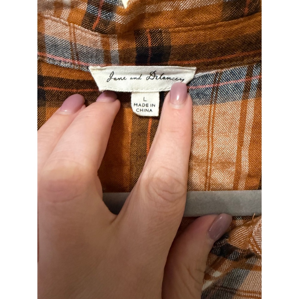Jane + Delancey Large Rust Plaid Crinkle Button Down Oversized Shirt - Picture 2 of 4